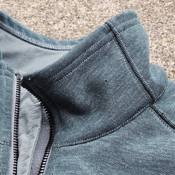 The North Face Deep Green Zip Up Jacket Soft Sweatshirt Women's Size Small - Picture 3 of 16